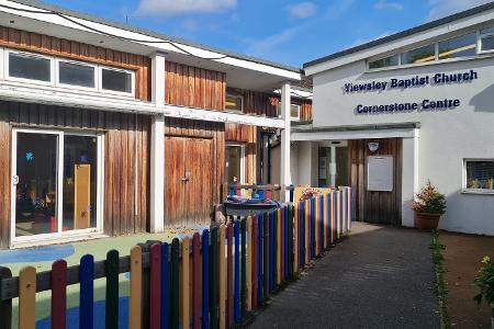 Yiewsley Children's Centre - outside